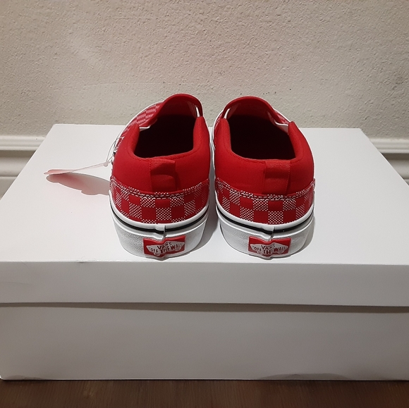 Vans - Picture 5 of 5